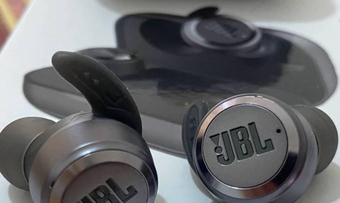 JBL牙耳机（揭秘JBL牙耳机的卓越音质与舒适设计）