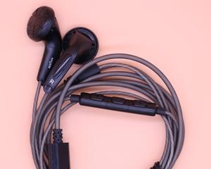 自己动手打造个性耳机（从TB点DIY耳机到个性化定制，让音乐更有特色）