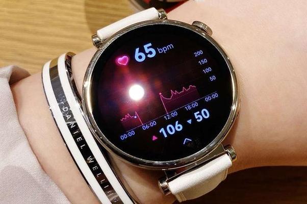 苹果和华为智能手表（AppleWatch和华为智能手表的功能与竞争力对比）
