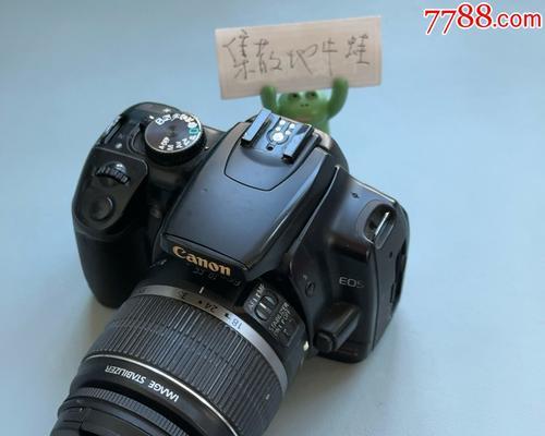 佳能单反相机套机的特点与性能详解（探索佳能单反相机套机的卓越表现与出色功能）
