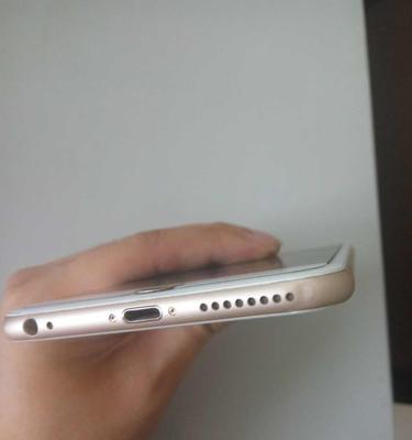 苹果6Plus升级iOS9.3.2的优劣势剖析（深入研究iPhone6Plus升级至最新操作系统的利与弊）