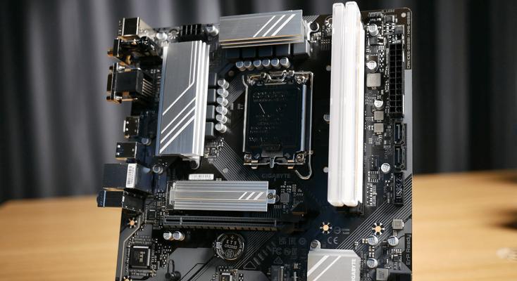 技嘉B6主板的性能和特点分析（一站式解析技嘉B6主板的强大功能与性能表现）