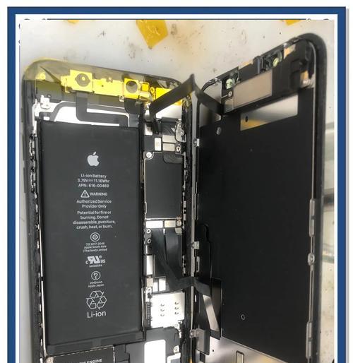 解析iPhone自动关机的原因及解决方法（探讨iPhone自动关机背后的故障原因和解决方案）